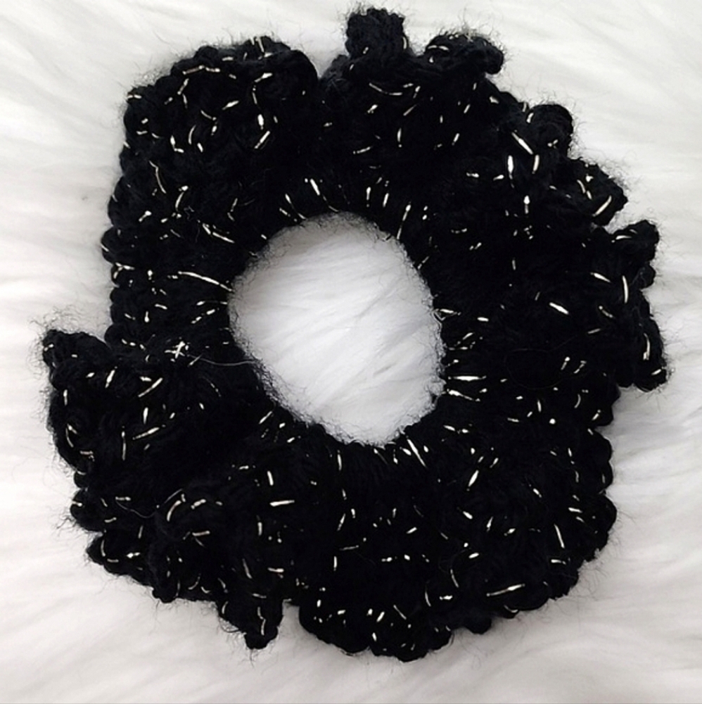 Handmade Textured Crocheted Scrunchies Ponytail Holder Hair Tie Set Of 4 - New - Picture 4 of 11